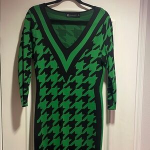 New York & Company Green and Black Long Sleeve Dress